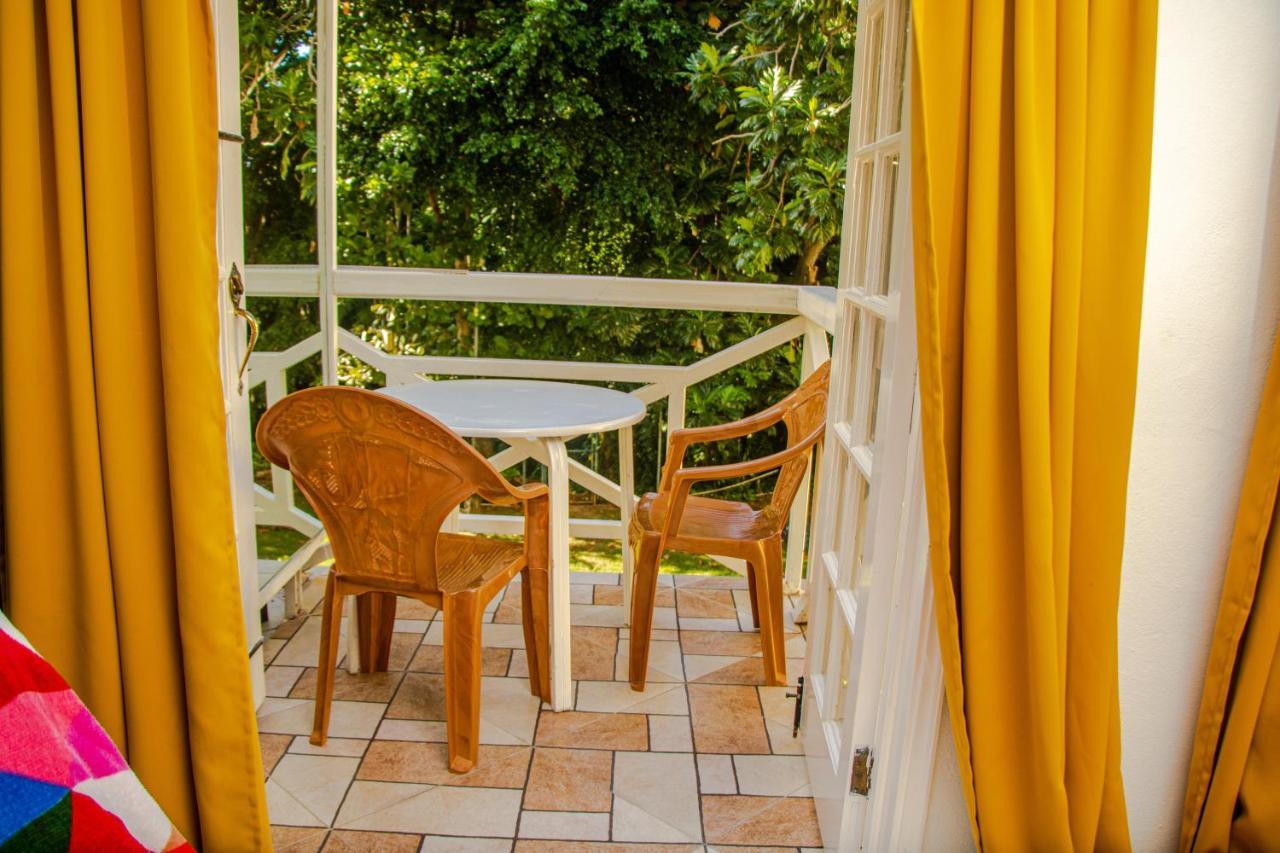 Ferienwohnung E 20 Mystic Ridge Ocho Rios Exterior foto
