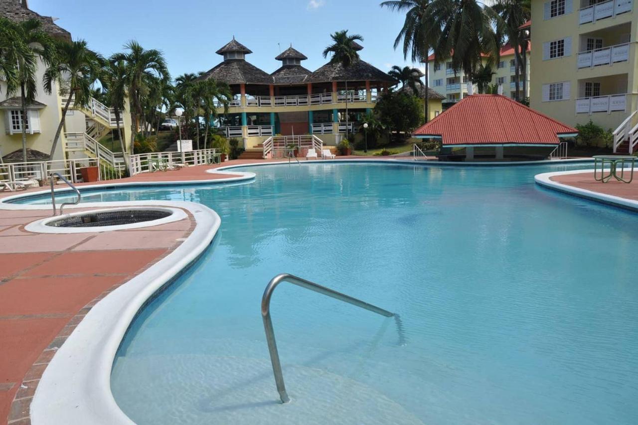 Ferienwohnung E 20 Mystic Ridge Ocho Rios Exterior foto